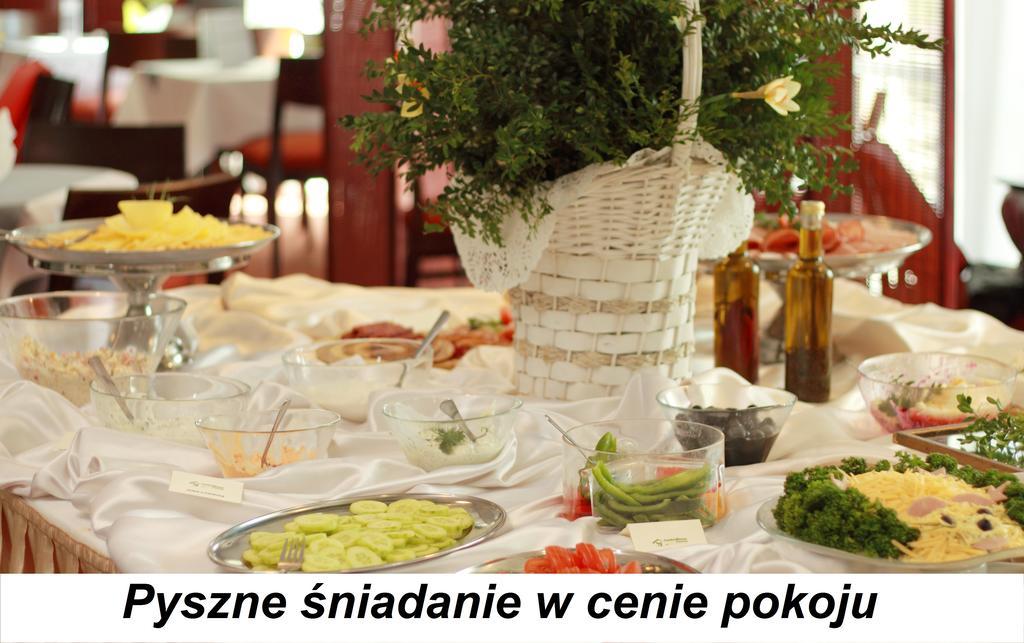 Comfortbiznes Прушкув Экстерьер фото
